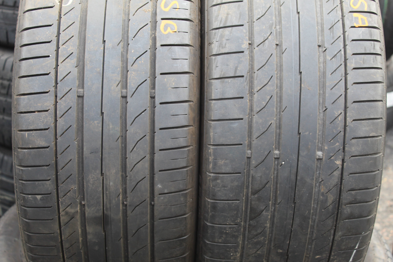 255 35 19 Continental, CSC 5, XL, 96Y, x2 A Pair 4.8mm (F1_tyres) FO L2685
