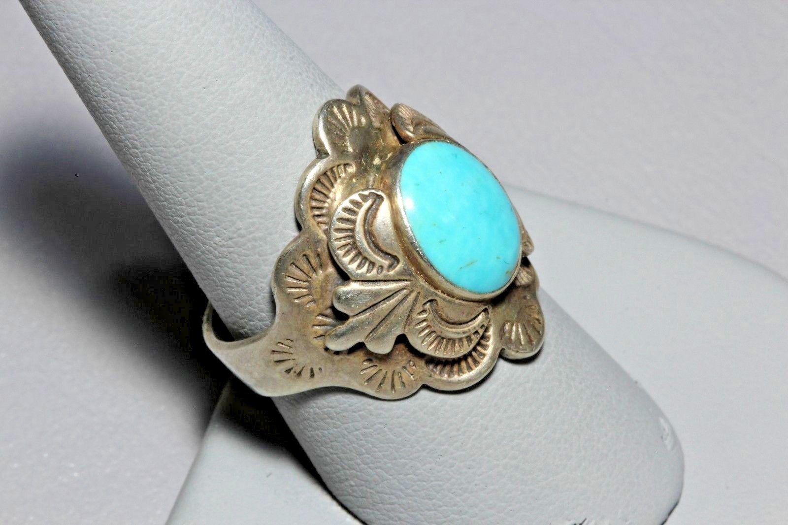 aVintage CARROL FELLEY Southwestern Sterling Silver & Natural Turquoise Ring