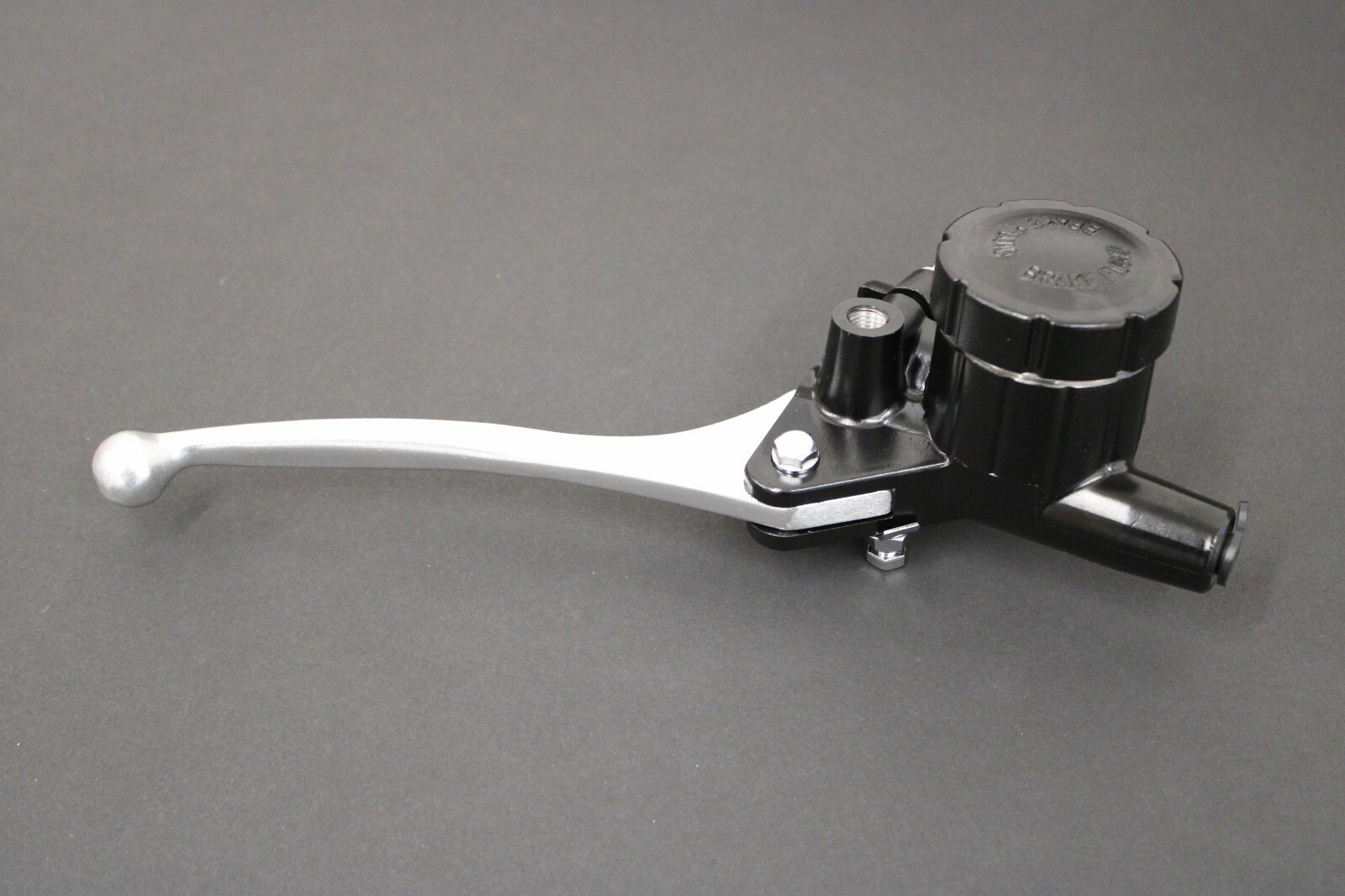 Suzuki GT250 GT380 Complete Front Brake Master Cylinder 14mm Suzuki GT250 GT380 Complete Front Brake Master Cylinder 14mm