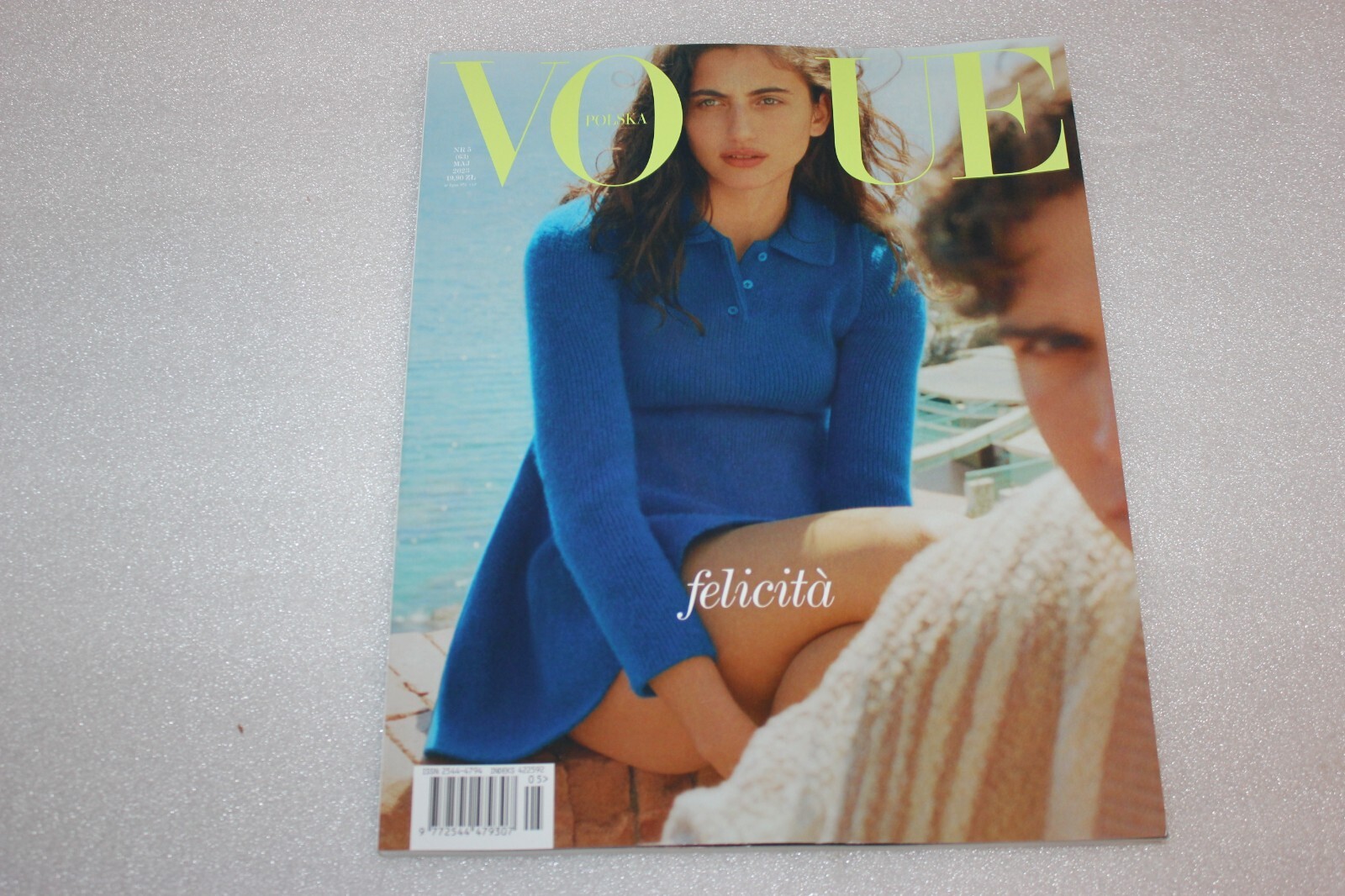 女性情報誌 Vogue Poland Magazine May 2023 Lena Werner's Arty Summer Style for Vogue Poland May 2023