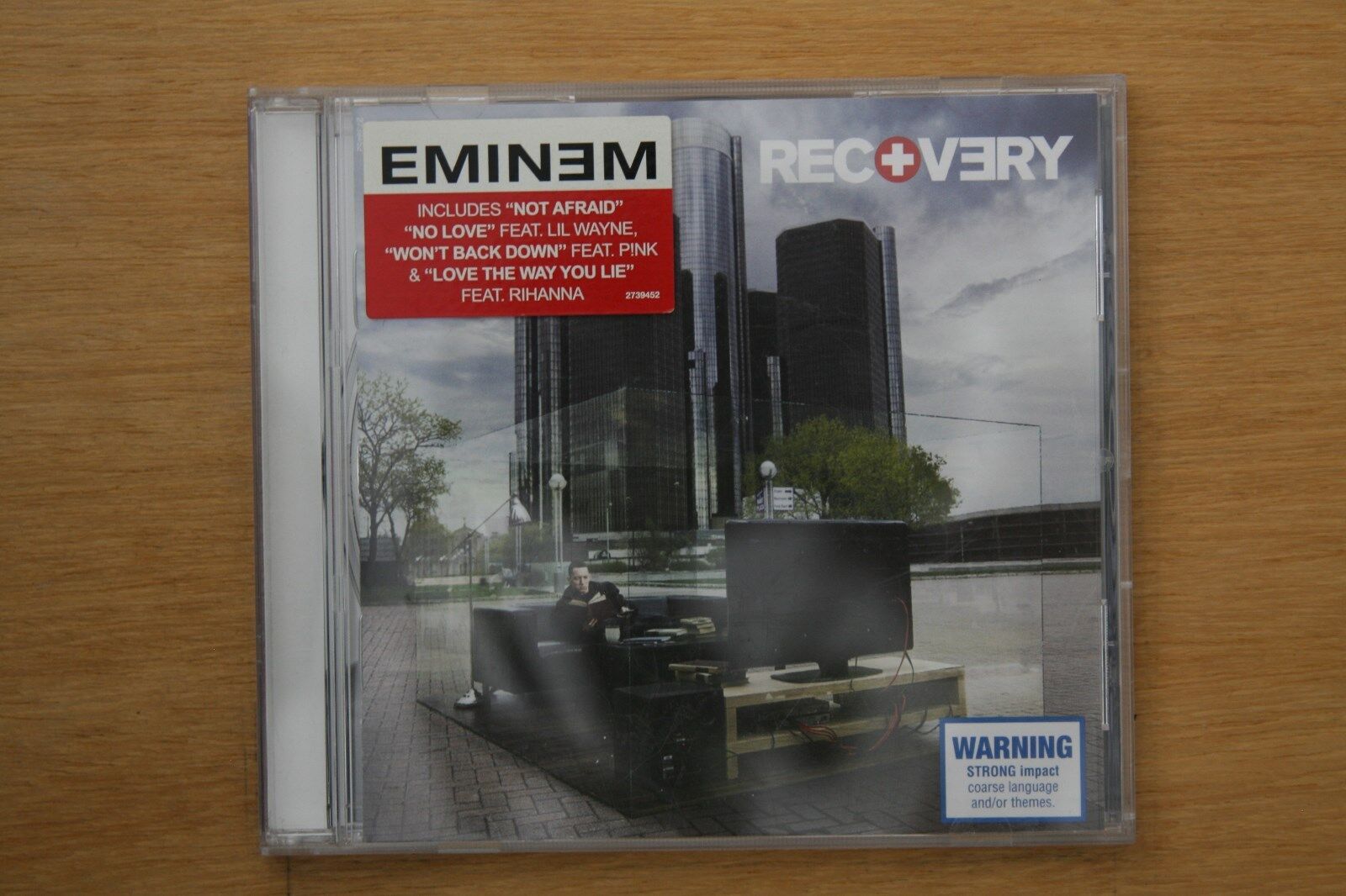 Eminem  ‎– Recovery          (C178)