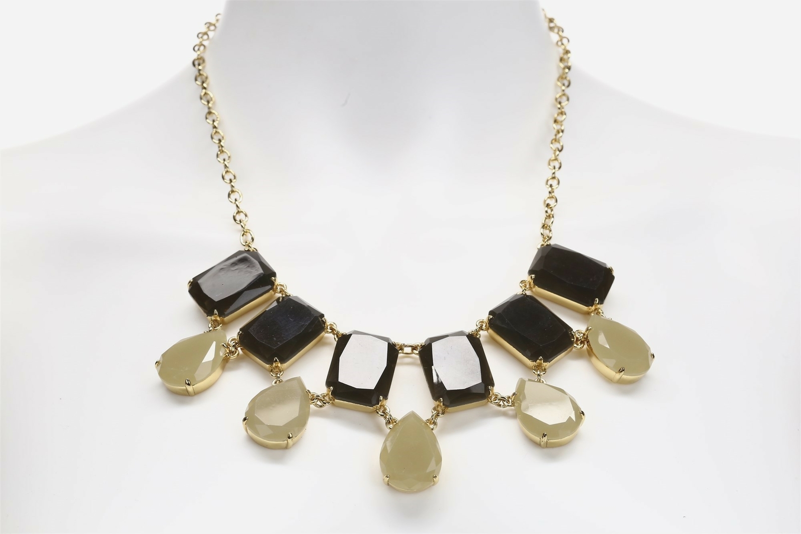 kate spade 133836 branton square bib necklace multi