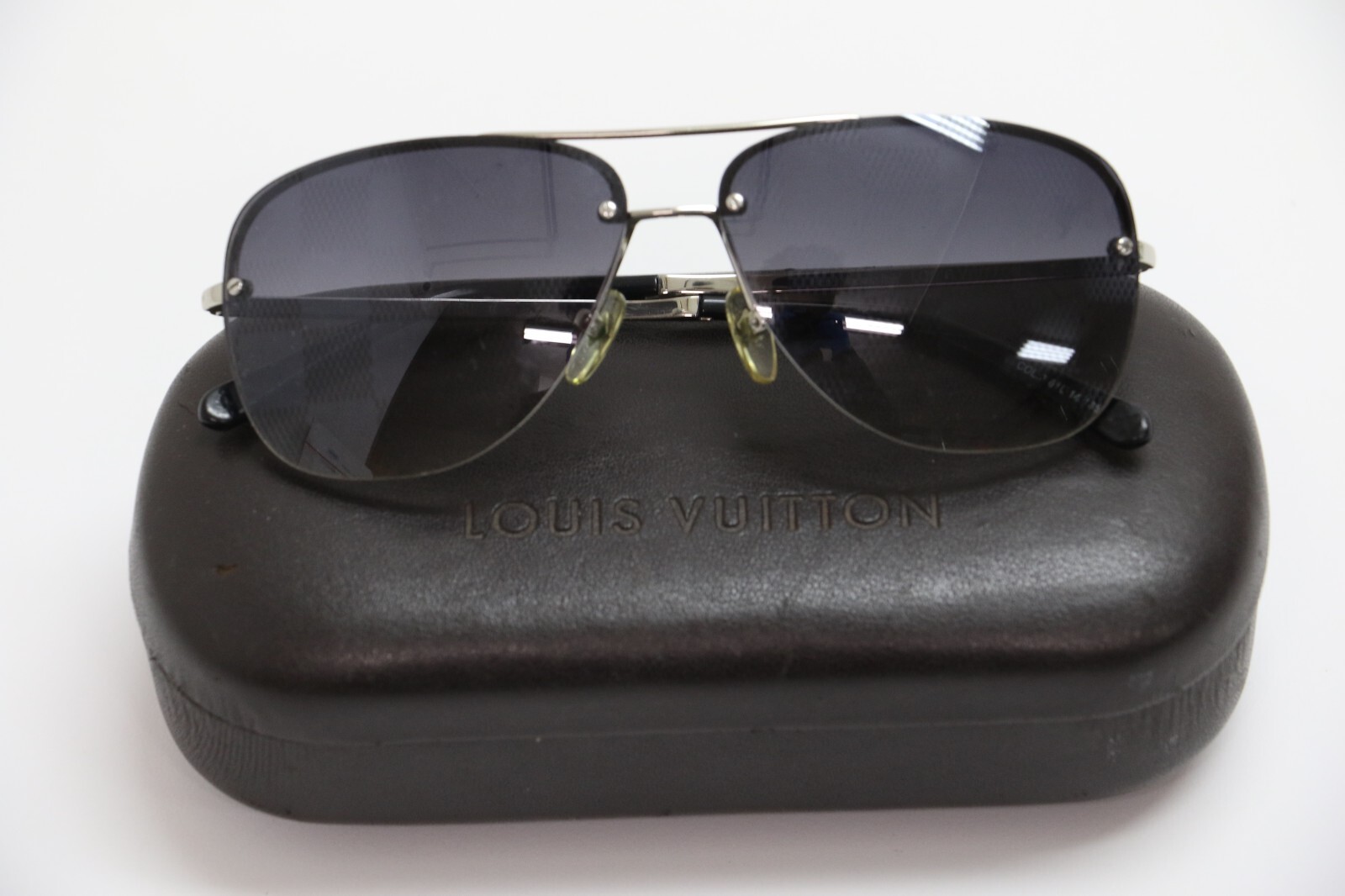 美品☆LOUIS VUITTON アビエイターサングラス