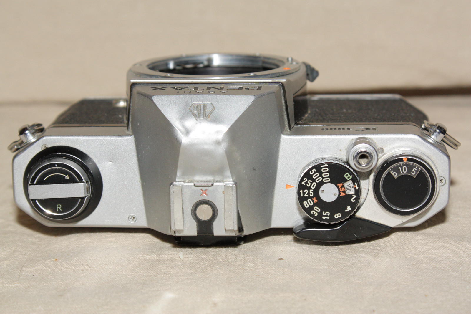 PENTAX K1000 35mm CAMERA BODY ONLY 9037