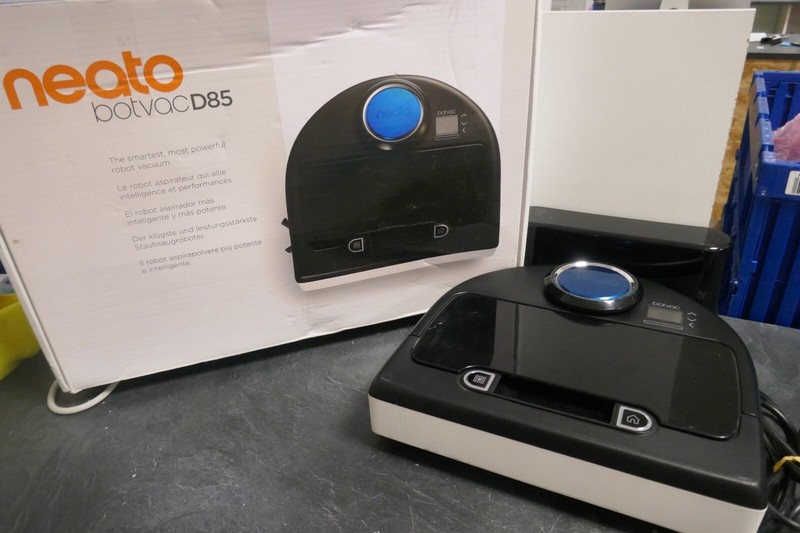 Aspirateur Robot Neato Botvac D85 ( Hors Services )