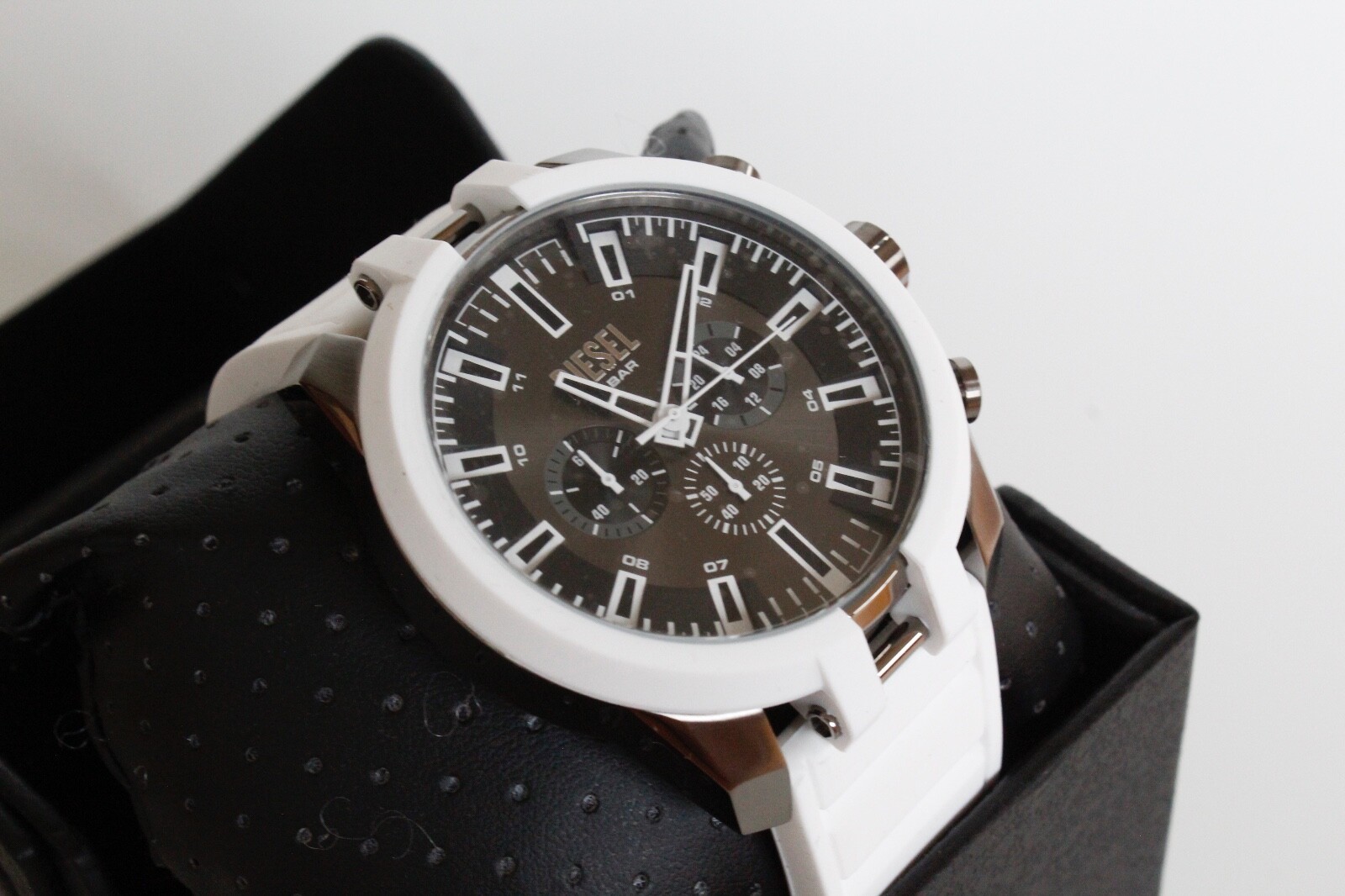 Diesel DZ4631 Mens Split Quartz Steel/Silicone Chronograph Diesel DZ4631 Mens Split Quartz Steel/Silicone Chronograph