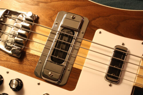 Rickenbacker 4003 Bass aftermarket  Treble Bezel™ STANDARD Chrome