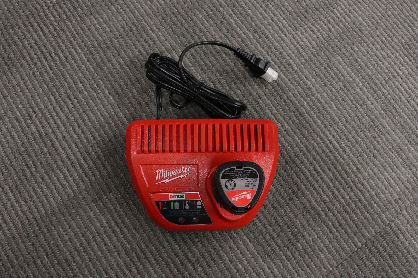 Milwaukee 2462-20 12V 1/4