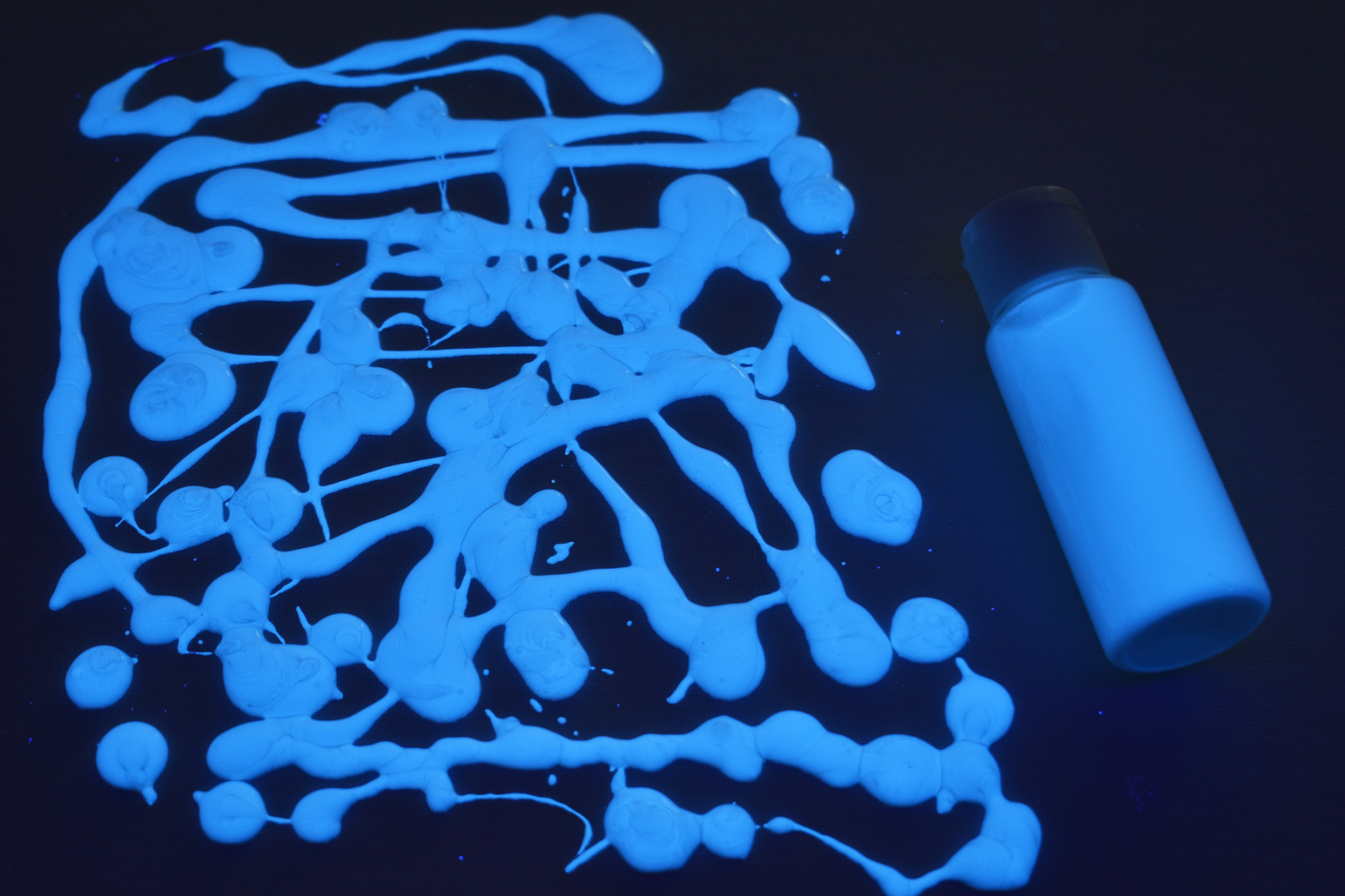 ультрафиолетовые краски кружки. прозрачный флуоресцентный акрил. лосьон для тела mistine с глутатионом 200 мл. трансиллюминатор пцр. Entity clear tips №7 (50 шт.