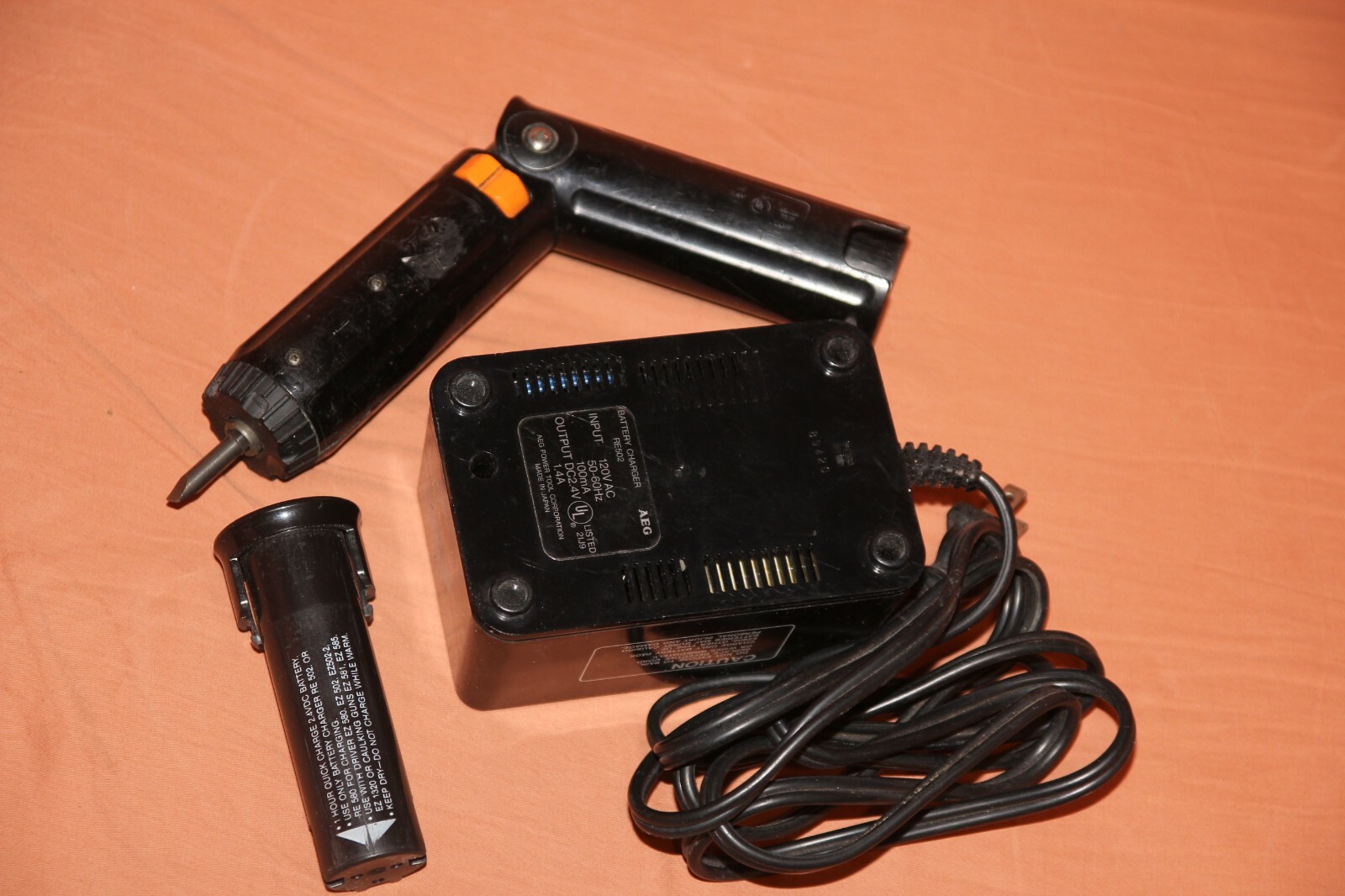 AEG POWER TOOL MODEL RE502 BATTERY CHARGER