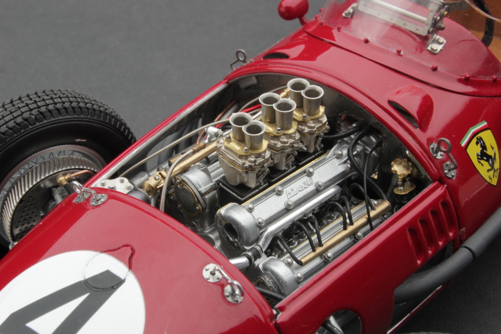 Exoto XS | 1:18 | 1958 Ferrari Dino 246 F1 | Phil Hill Exoto XS | 1:18 | 1958 Ferrari Dino 246 F1 | Phil Hill