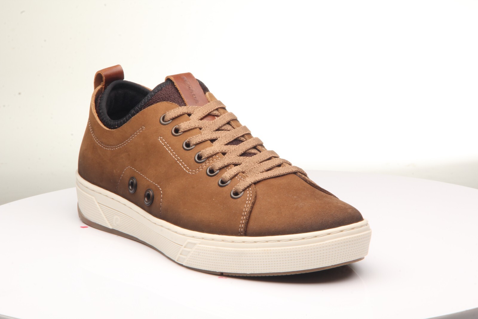 

Pegada Shoes Мужские коричневые модные спортивные кроссовки премиум-класса из мягкой кожи Бразилия 118931, Коричневый