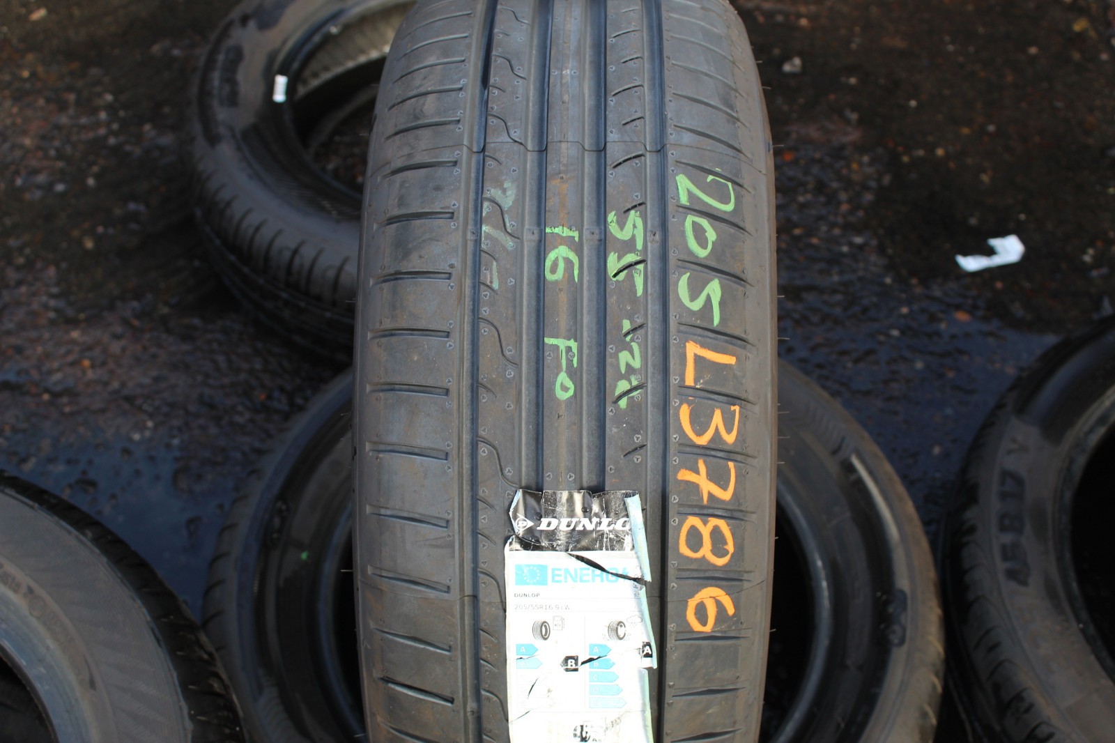 New 205 55 16 Dunlop, Sport Blue Response 91W x1 Single Tyre (F1_tyres) FO L3786