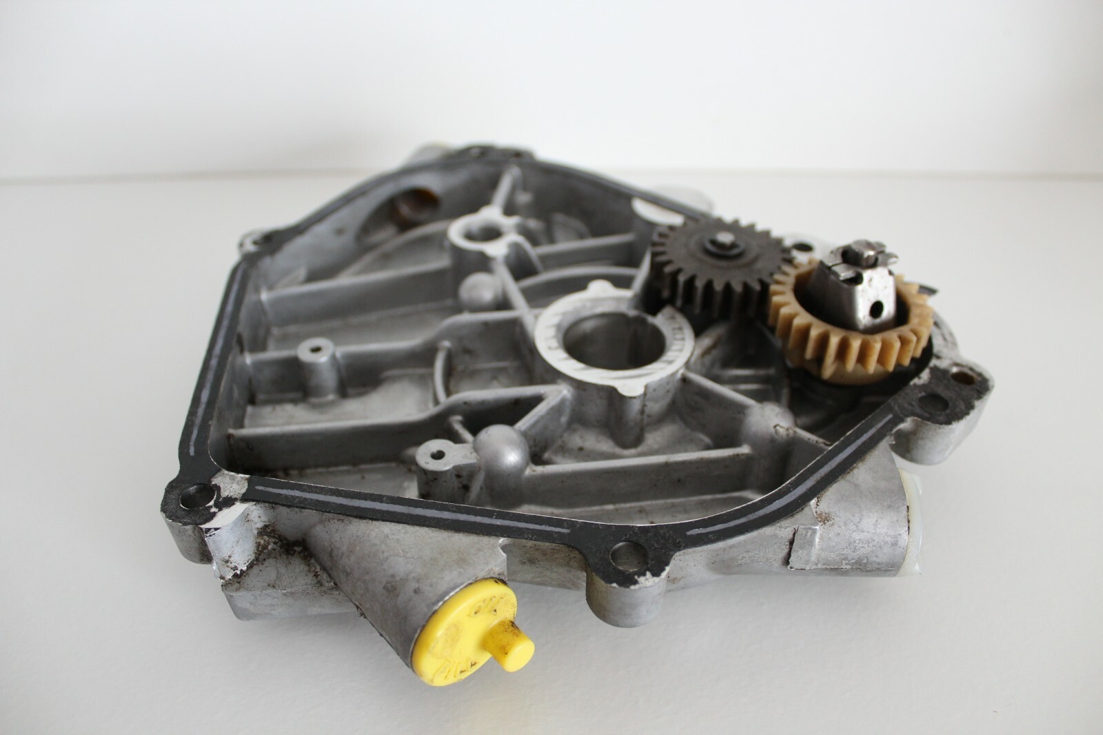 Briggs & Stratton Crankcase Side Cover Part #693204 w/ Bolts - 6.5 Intek OHV