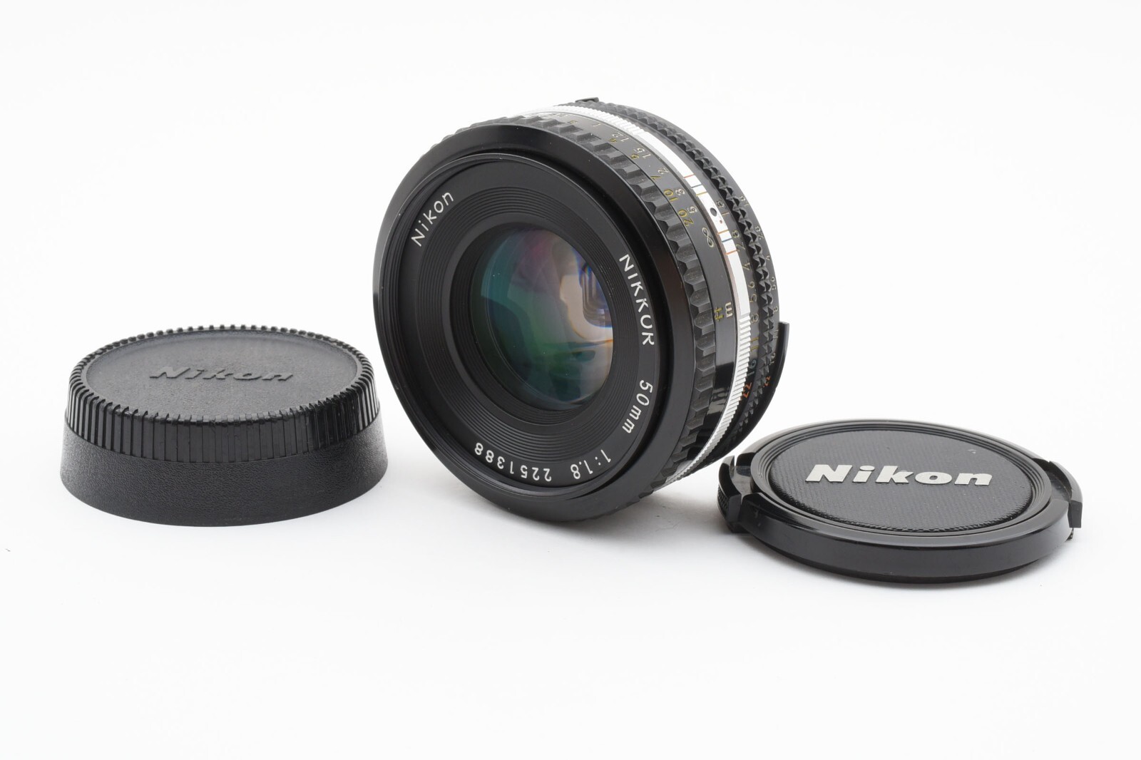超美品 NIKON AI-S NIKKOR 50mm f1.8 MF C847 Nikon Ai-s Nikkor 50mm f1.8 MF Pancake MF Film Camera Lens