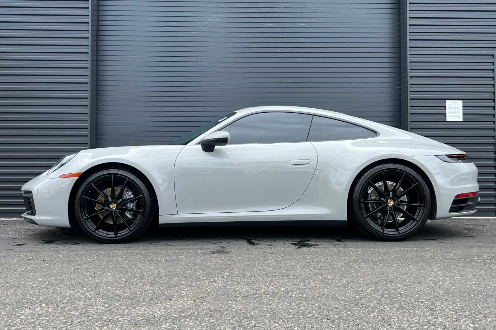 Owner 2021 Porsche 911 Carrera