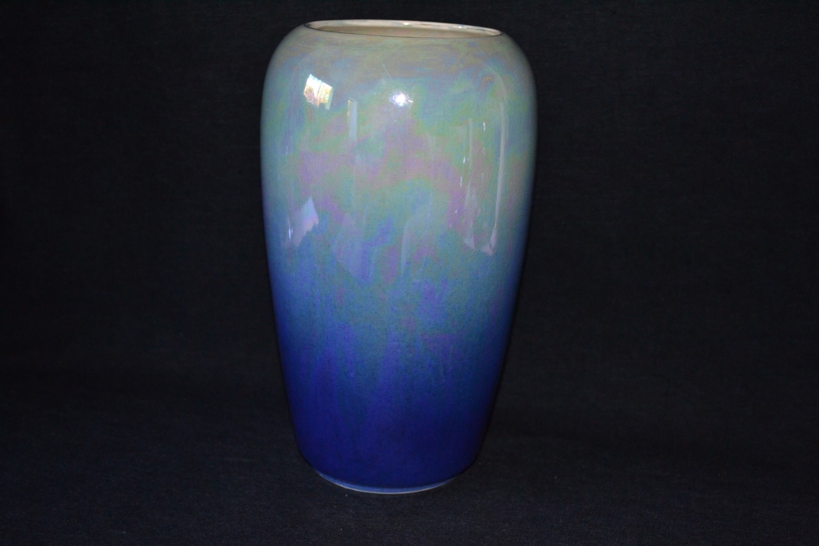 Vintage Royal Winton Grimwades Vase with Lusterware Deep and Light Blue 1930-34