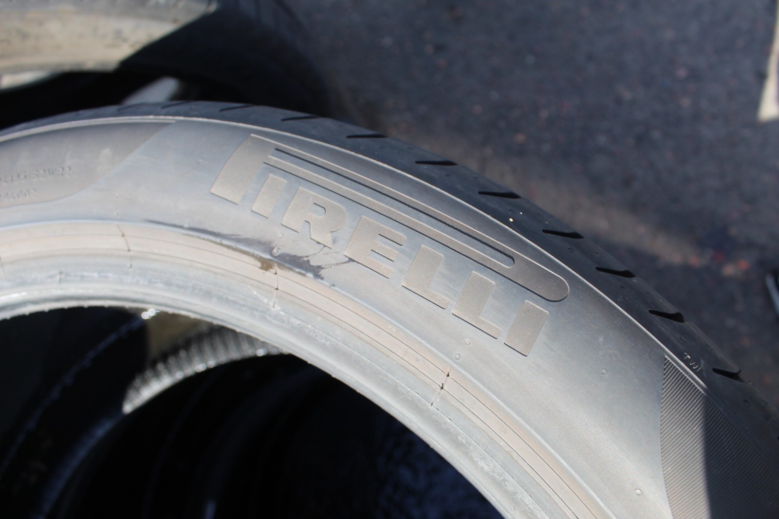 315 35 21 Pirelli, P Zero, MO, 111Y, x2 A Pair 6.2mm (F1_tyres) L3805