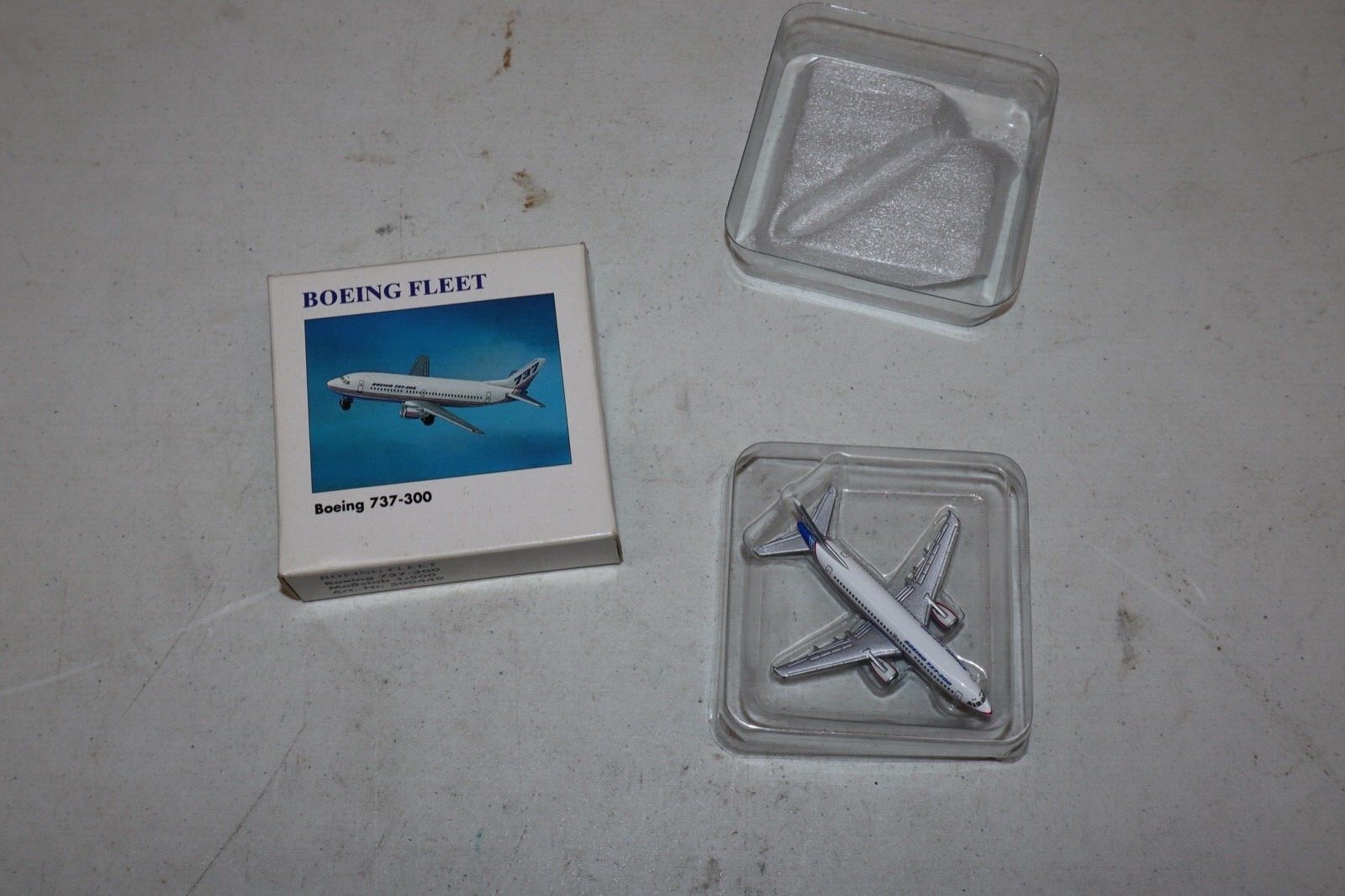 航空機・ヘリコプター herpa Wings 1/500 B707-300 LEVI 航空機・ヘリコプター herpa Wings 1/500 B707-300 LEVI 航空機