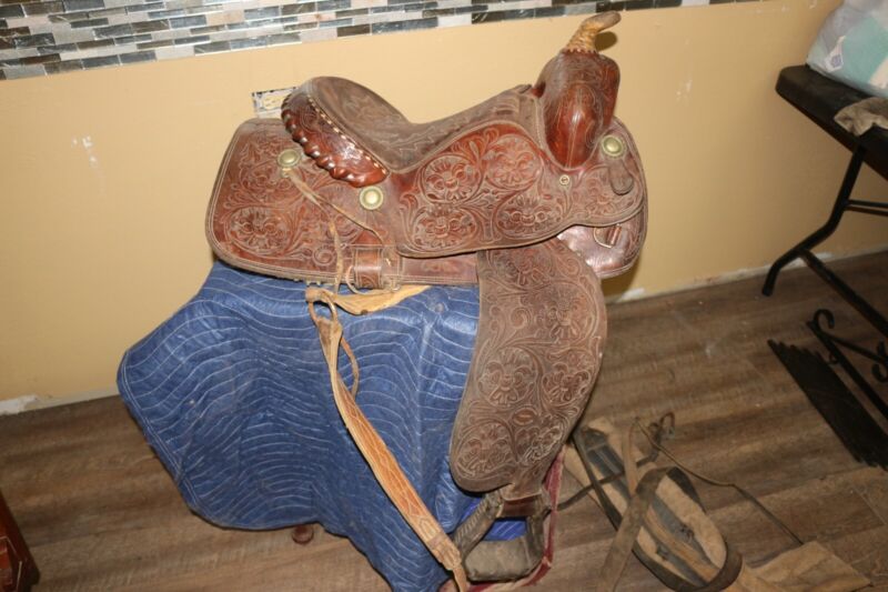 Vintage CLEBURNE SADDLE SHOP Darryl Slinkard Tooled Leather Horse Cowboy Western
