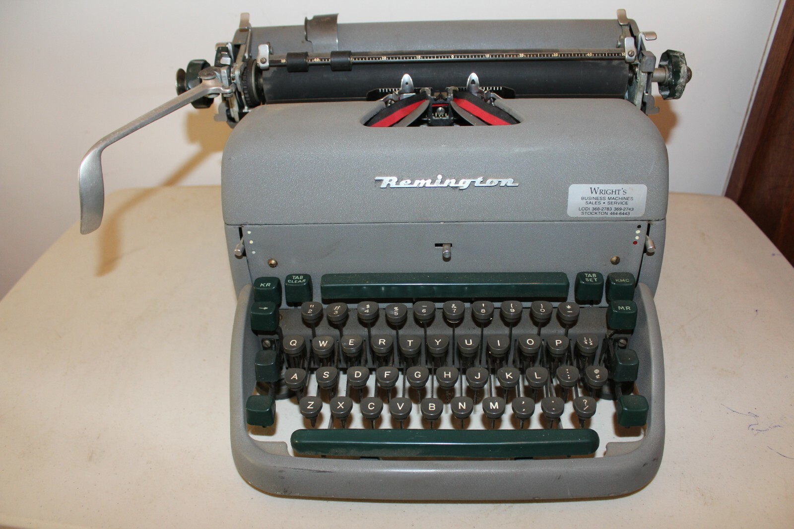 オールドRemingtonタイプライター Vintage 1970 Remington Fully Functional Working Typewriter w