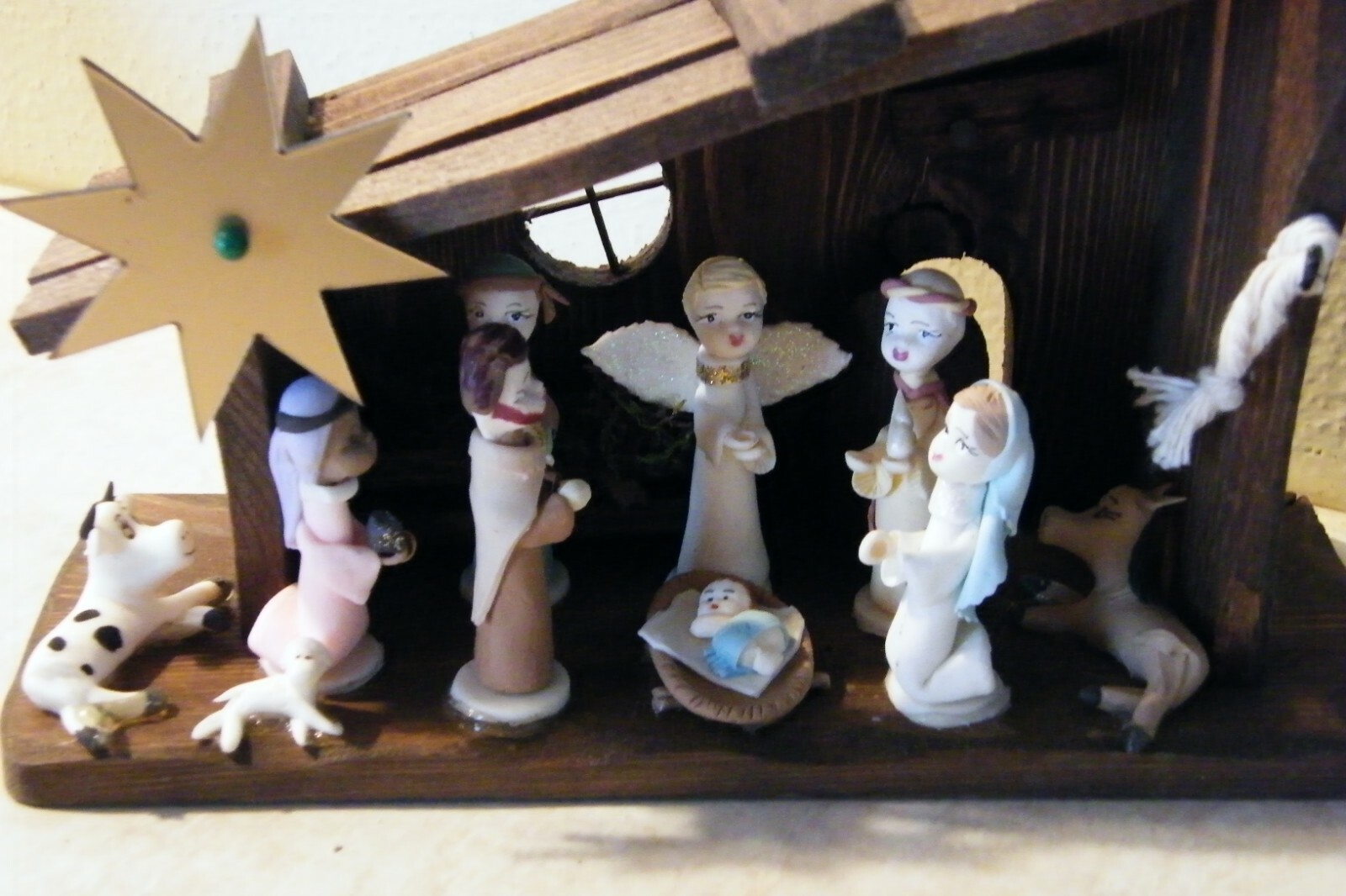 Vintage Franciscan Missions Waterford Wisconsin Wood & Composite Nativity Set
