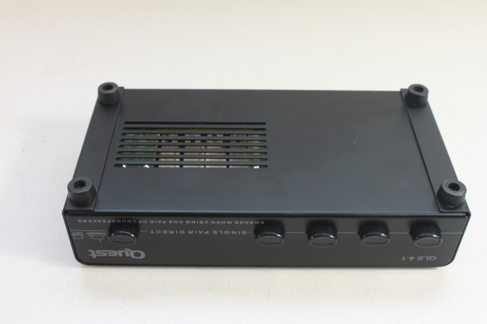 QUEST QLS 4.1 speakers switch. (ref B 524)