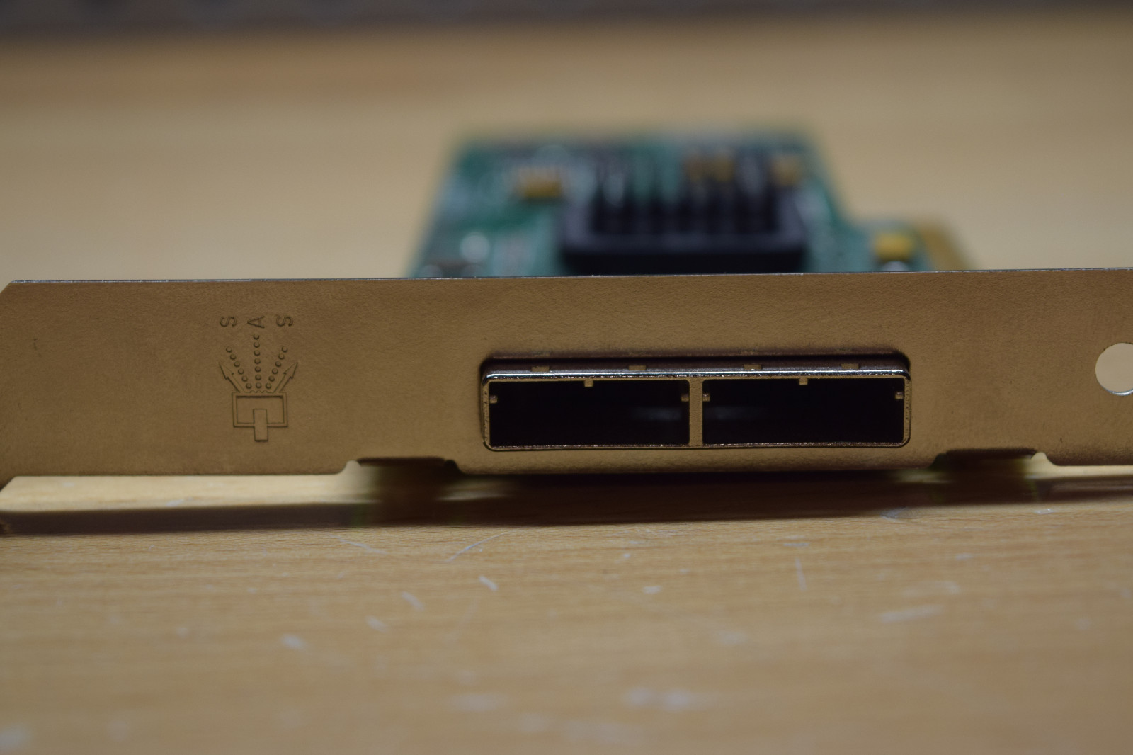 LSI Logic SAS3801E PCI-E 3GB MiniSAS 8-Port Host Bus Adapter with 2x SFF-8088