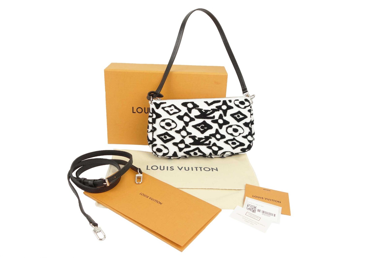 Louis Vuitton LVXUF Pochette Accessories Black White Urs Louis Vuitton LVXUF Pochette Accessories Black White Urs