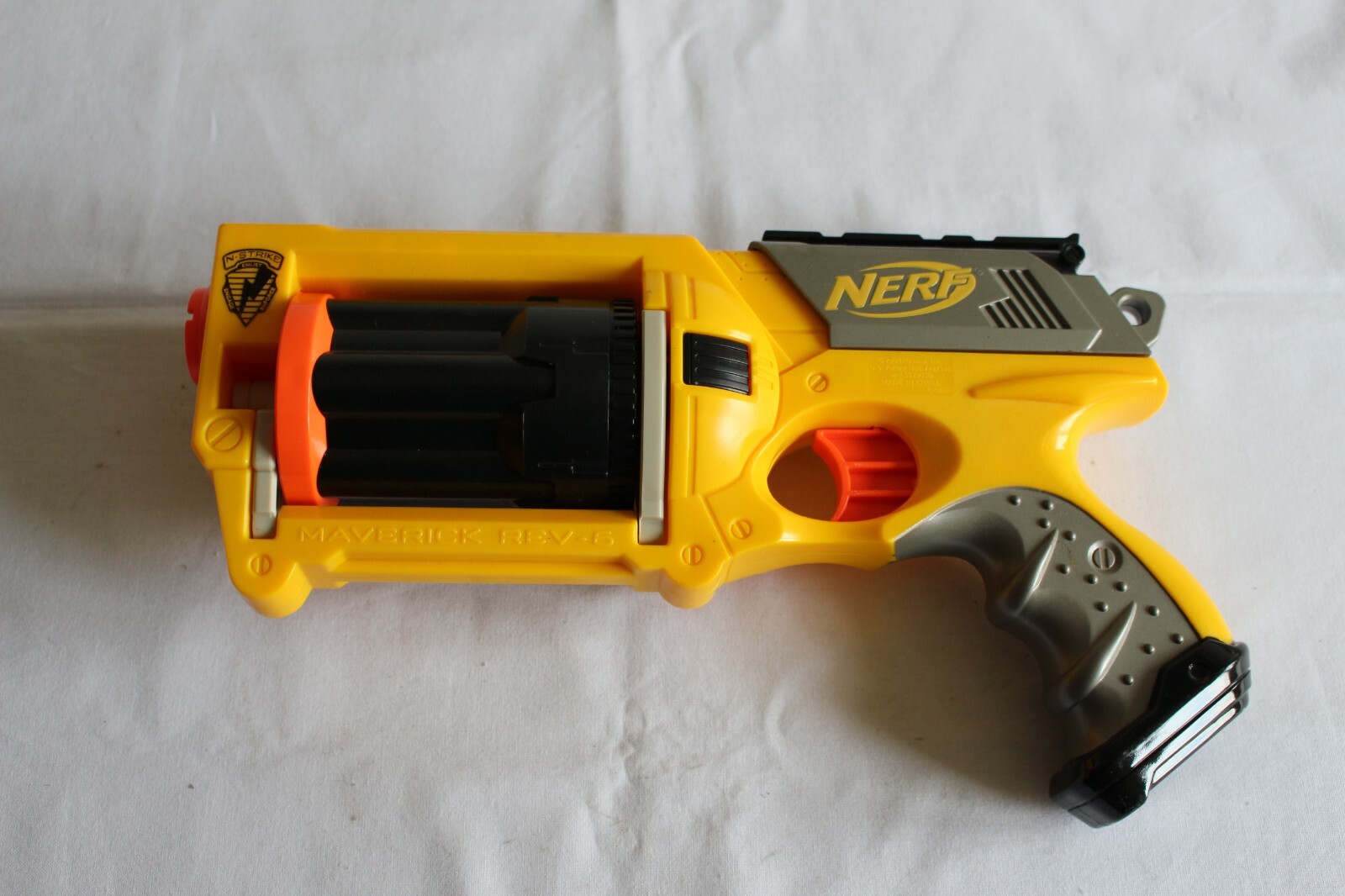 NERF N-Strike トイガンセット 6丁+弾薬 NERF N-Strike トイガンセット 6丁+弾薬 NERF N-Strike トイガン