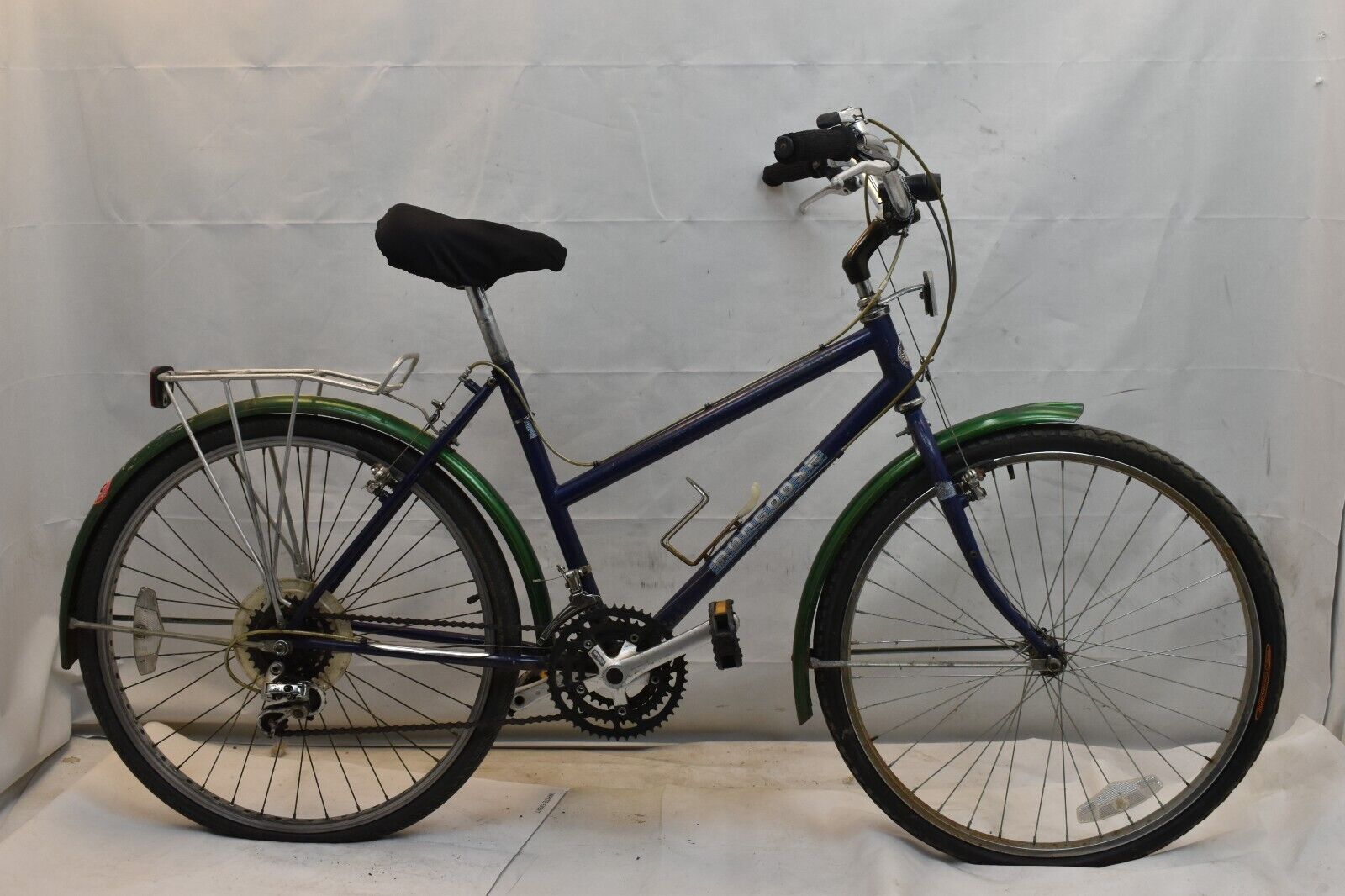 Mongoose City Bike Hybrid Bike 46cm XSmall Shimano Suntour S