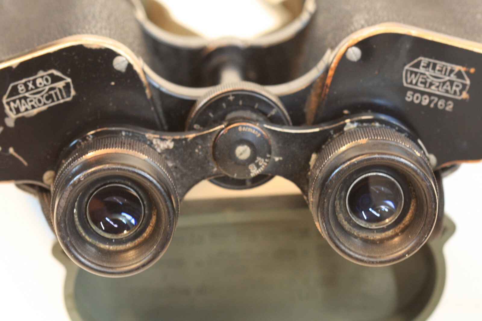 LEITZ (LEICA)....8 x 60.... BINOCULARS .... light weight .....night hunter