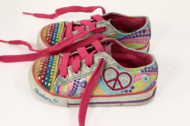 Skechers -Twinkle Toes Light-Up Rainbow Shoes 9 Toddler Girl