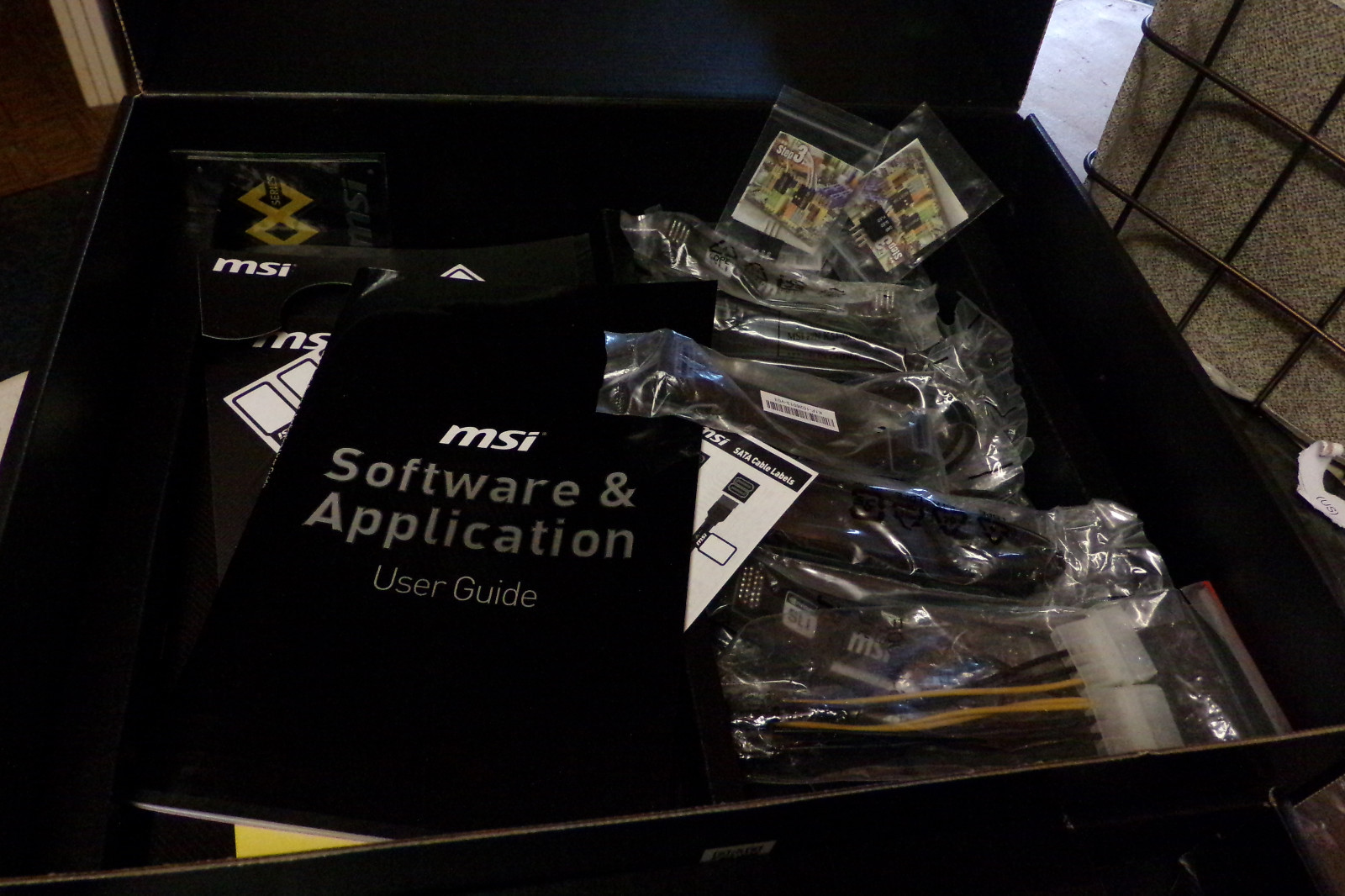 MSI X99S MPOWER RETAIL BOX AND ALL ACCESSORIES