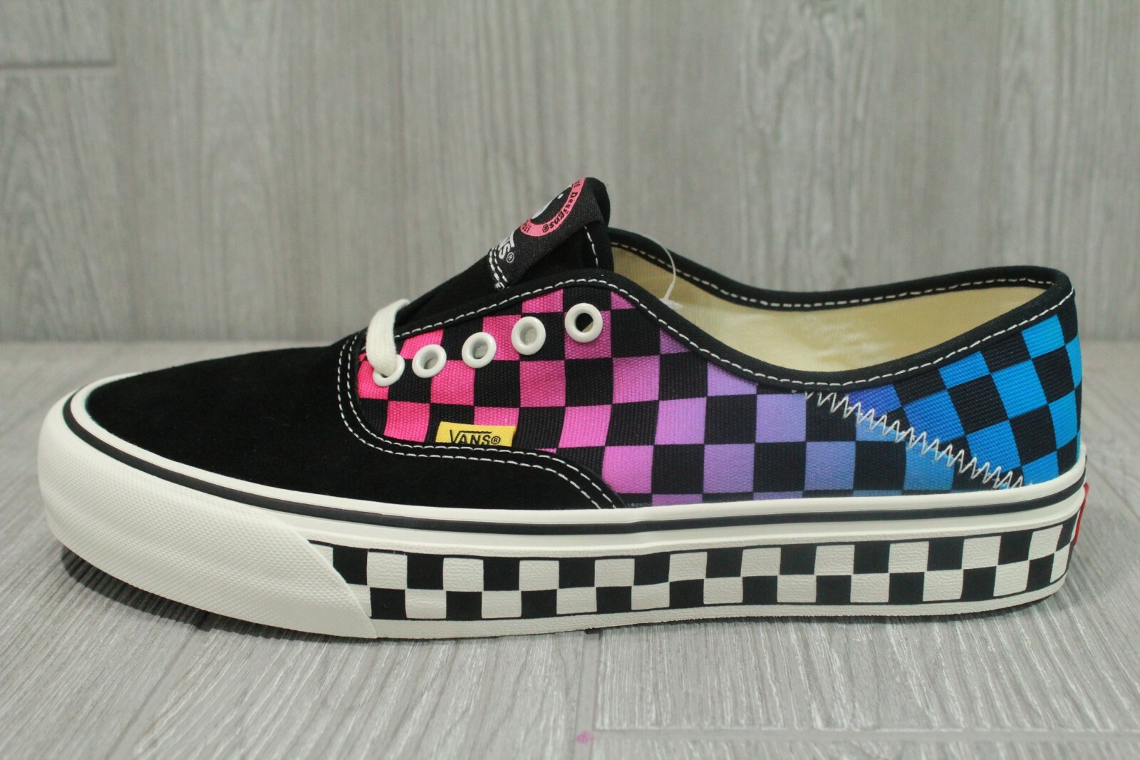 【グッドデザイン グッドサイズ】MTV チェッカー ロンT 80's vans グッドデザイン グッドサイズ】MTV チェッカー ロンT 80's vans