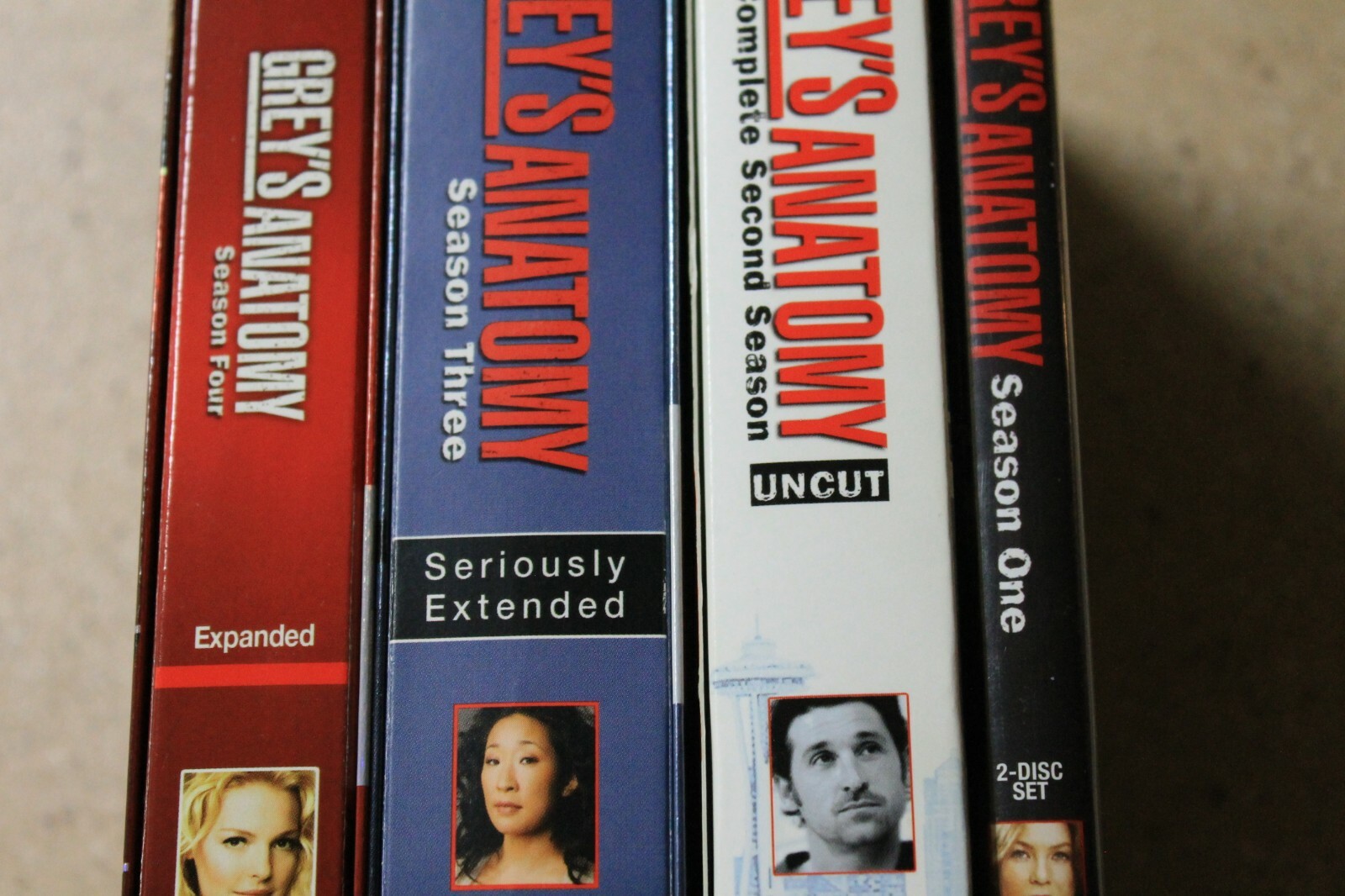 GREY'S ANATOMY Collection - Seasons 1-4 - Ellen Pompeo, Patrick Dempsey