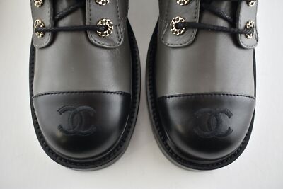 Pre-owned Chanel 21a Grey Black Quilted Cc Chain Combat Lace Up Tie Ankle Short Boots 38