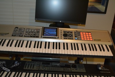 Electronic Keyboards Roland Keyboard
