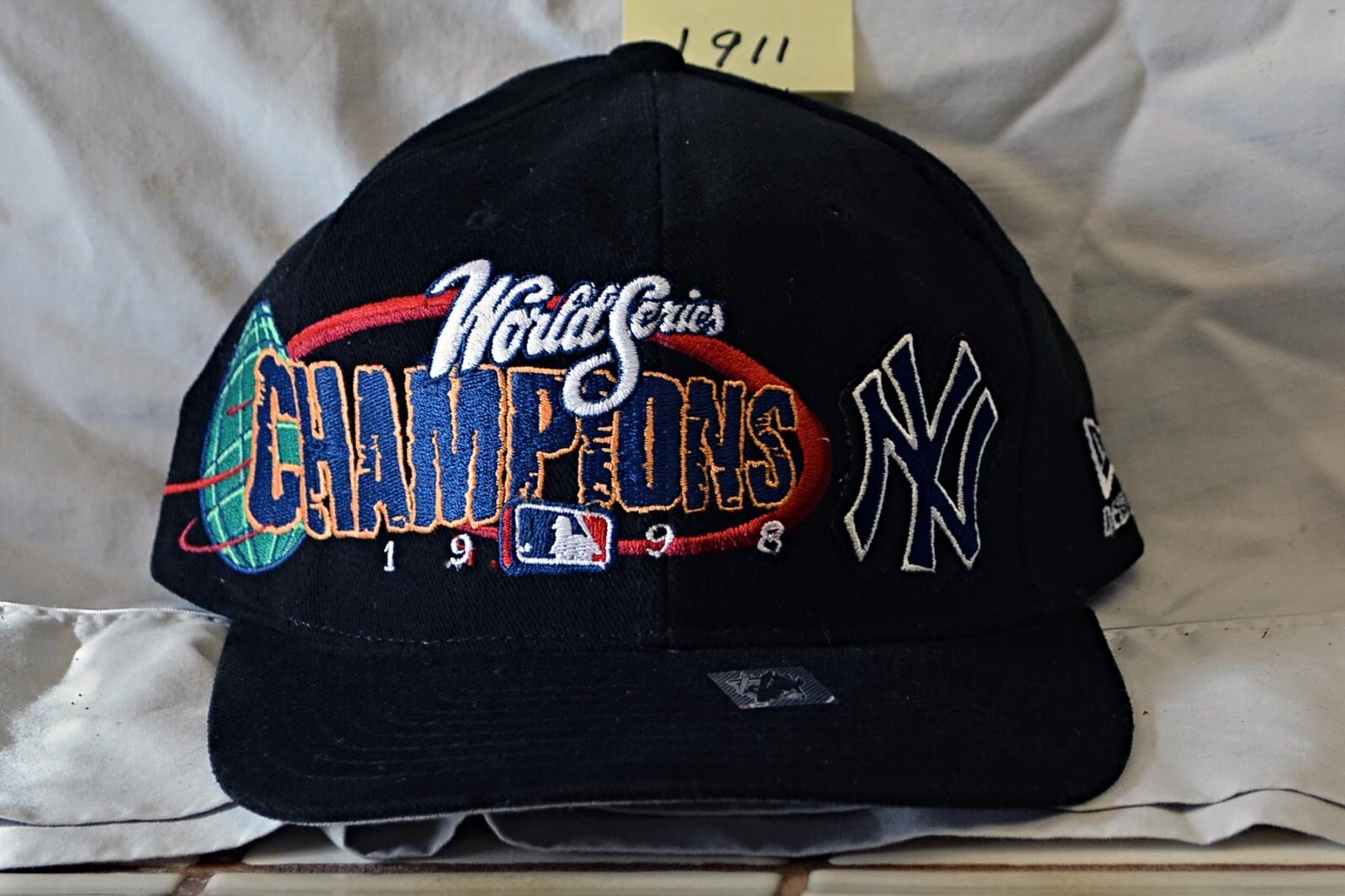 Vintage New York Yankees 1998 World Series Champions New