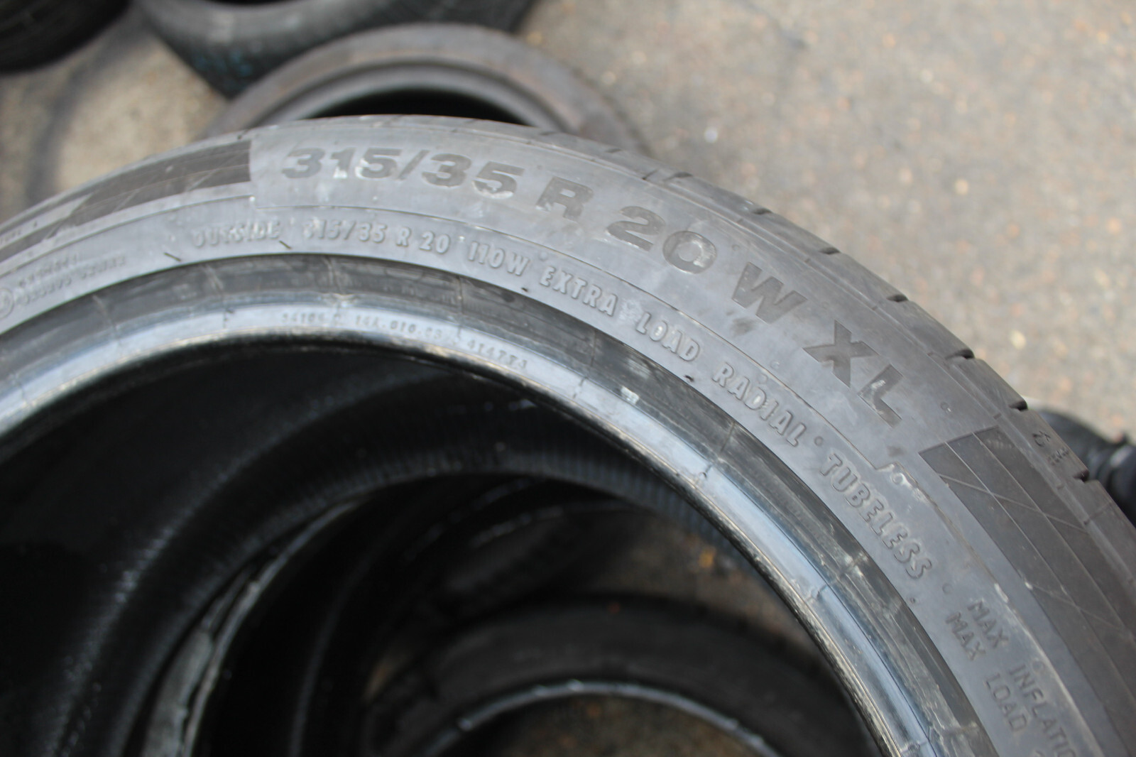 315 35 20 Continental, CSC 5, RunFlat, XL, 110W x2 A Pair 5.3mm (F1_tyres) L2445