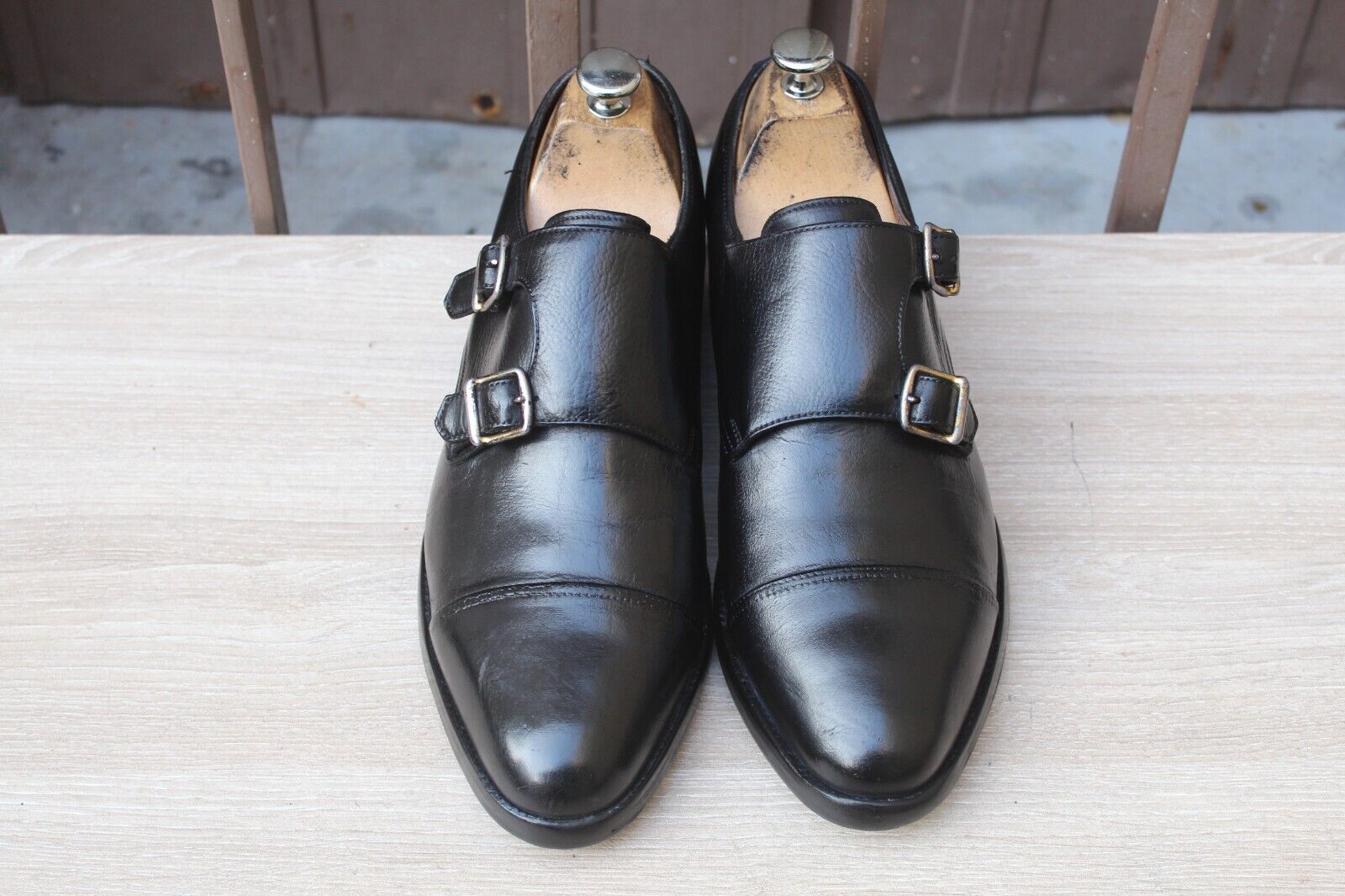 CHAUSSURE JOHN LOBB 2 BOUCLES CHAUSSURE JOHN LOBB 2 BOUCLES