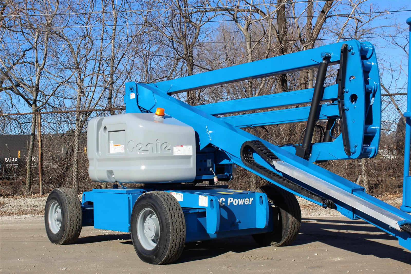 2007 GENIE Z45/25 DC ELECTRIC ARTICULATING BOOM LIFTAERIAL LIFT 500LB CAPACITY