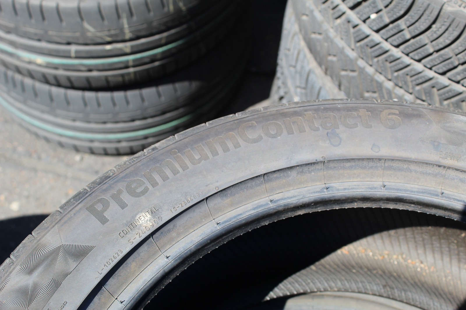 New 245 45 18 Continental, Premium Contact 6, 96Y, x2 A Pair (F1_tyres) L3559