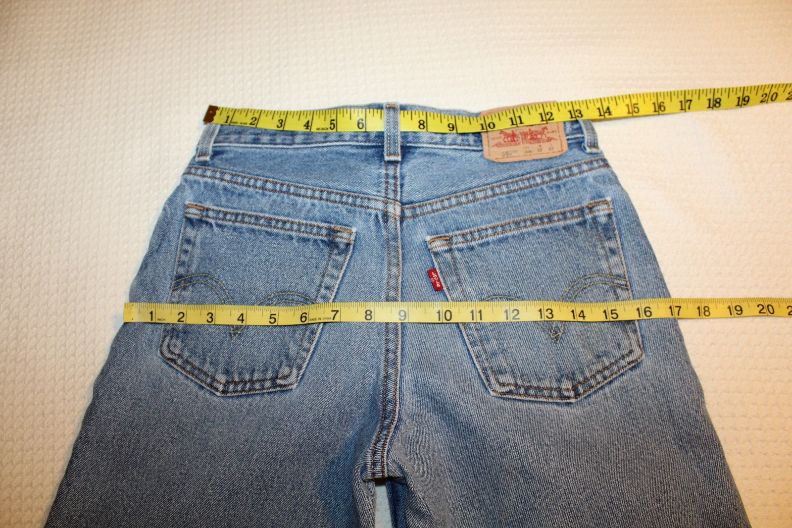 LEVI'S 550 Relaxed Fit Straight Leg Jeans Size 14 Regular 27 X 27 EUC
