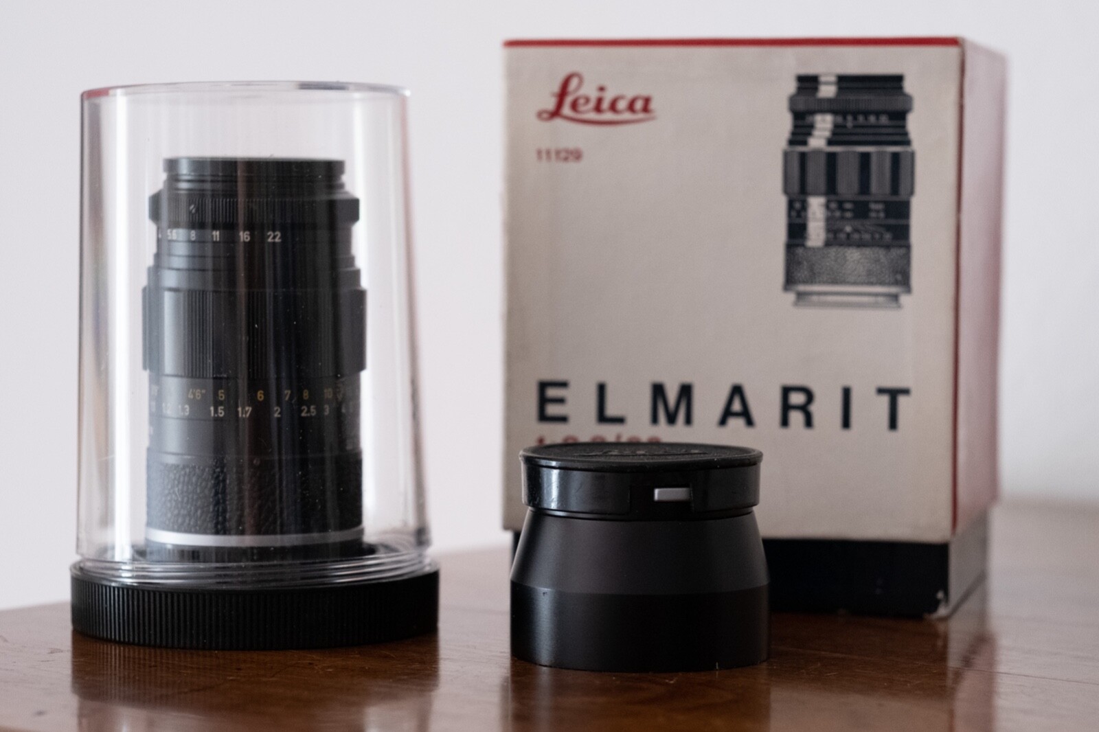Leitz Elmarit-M 1:2,8/90mm black in Originalverpackung 11129 Leica