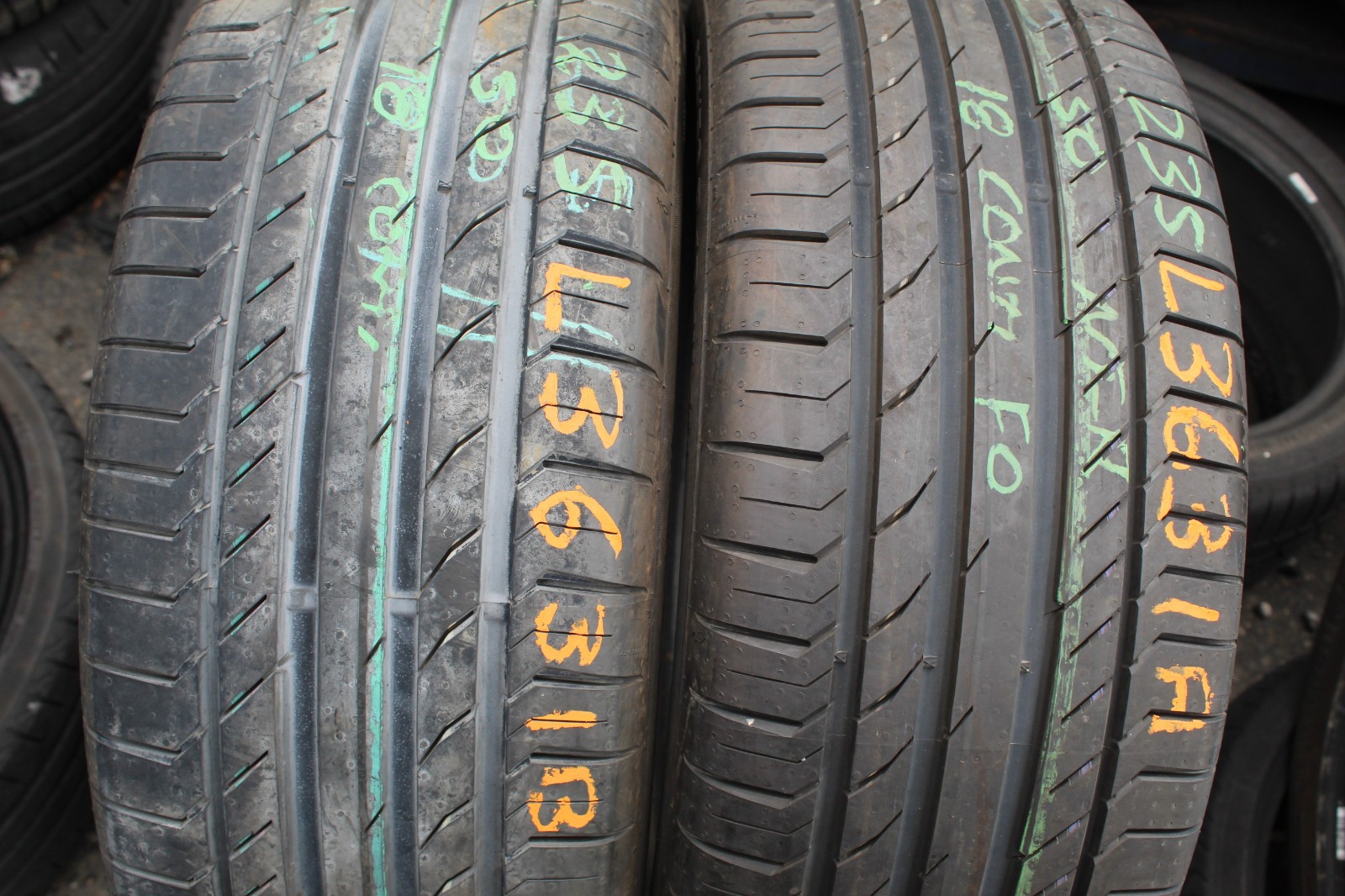 235 50 18 Continental, CSC 5, 97V&101W, x2 A Pair 7.0mm (F1_tyres) FO L3631