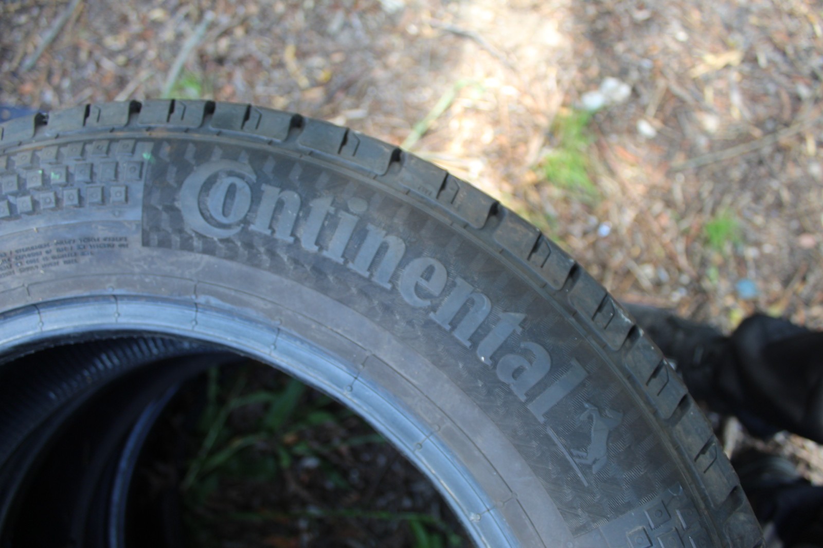205 65 16C Continental, Van Contact Ultra, 107/105T x1 Tyre 7.8mm (F1_tyres) X25