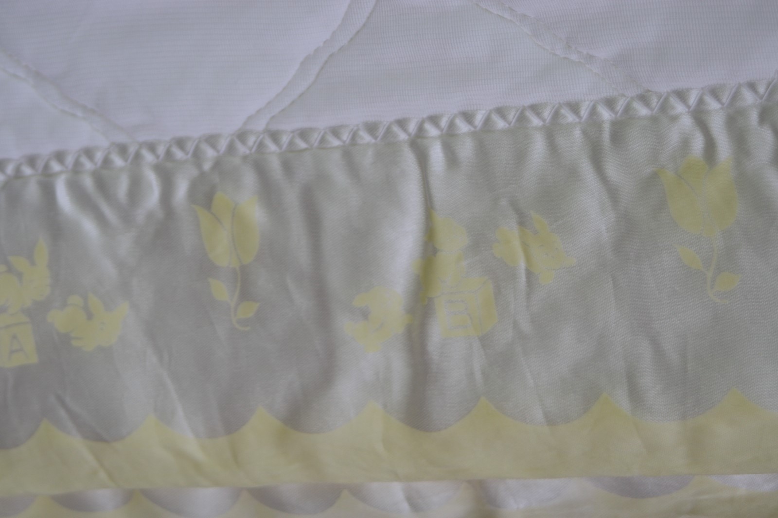 VINTAGE Baby B White Blanket Nylon Yellow Satin Binding Bunny Print  34