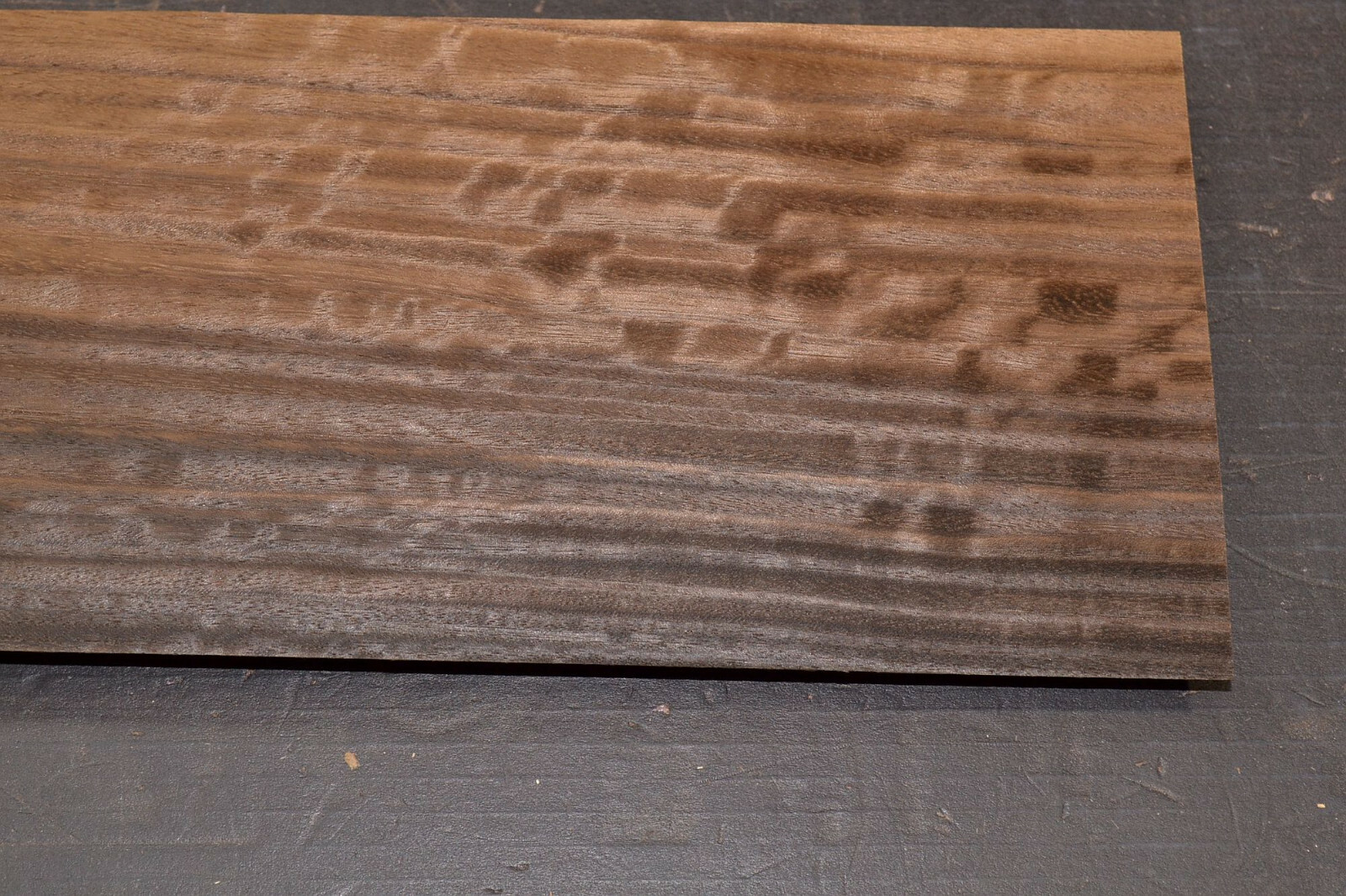 Fumed Eucalyptus Raw Wood Veneer 4 Sheets at  5 x 46 inches             G7633-25