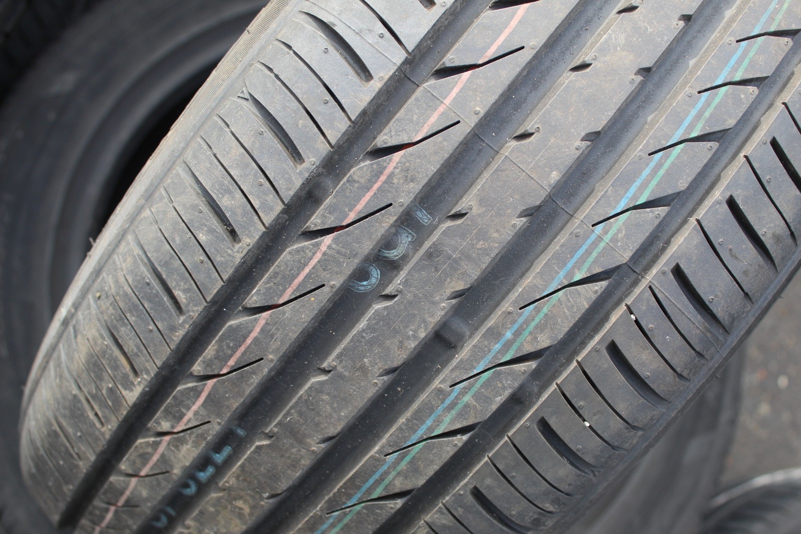 New 215 50 18 Toyo, Proxes R40, 92V, x1 Tyre (F1_tyres) L3824